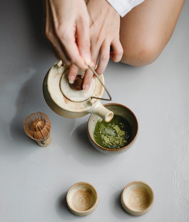Просто пить чай: ритуал или ежедневная практика slow life